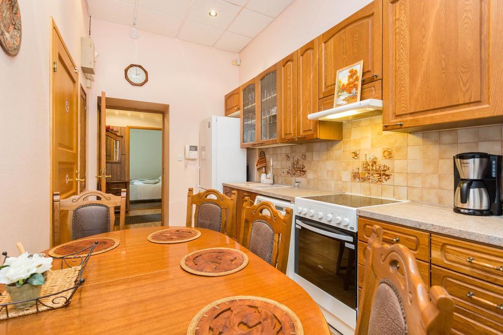 Orchid Apartment Old Town ทาลลินน์ ภายนอก รูปภาพ