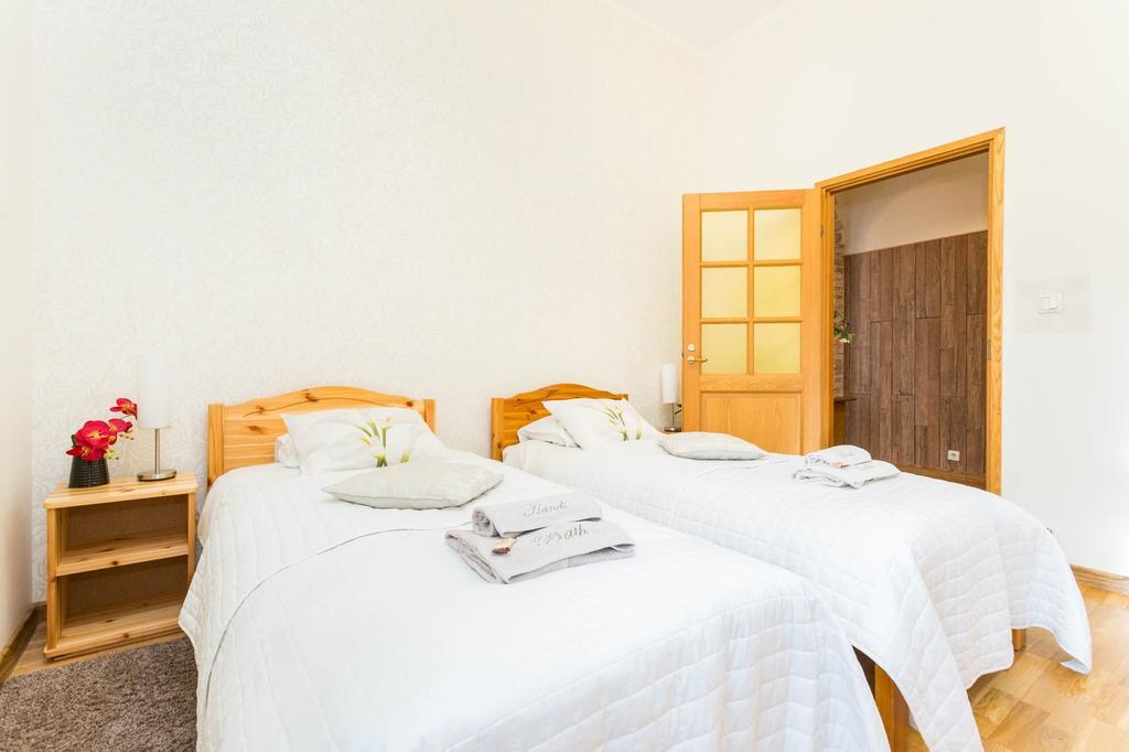 Orchid Apartment Old Town ทาลลินน์ ภายนอก รูปภาพ